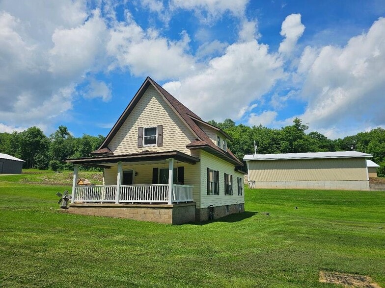 40 Hebron Rd, Coudersport, PA for sale - Primary Photo - Image 1 of 13