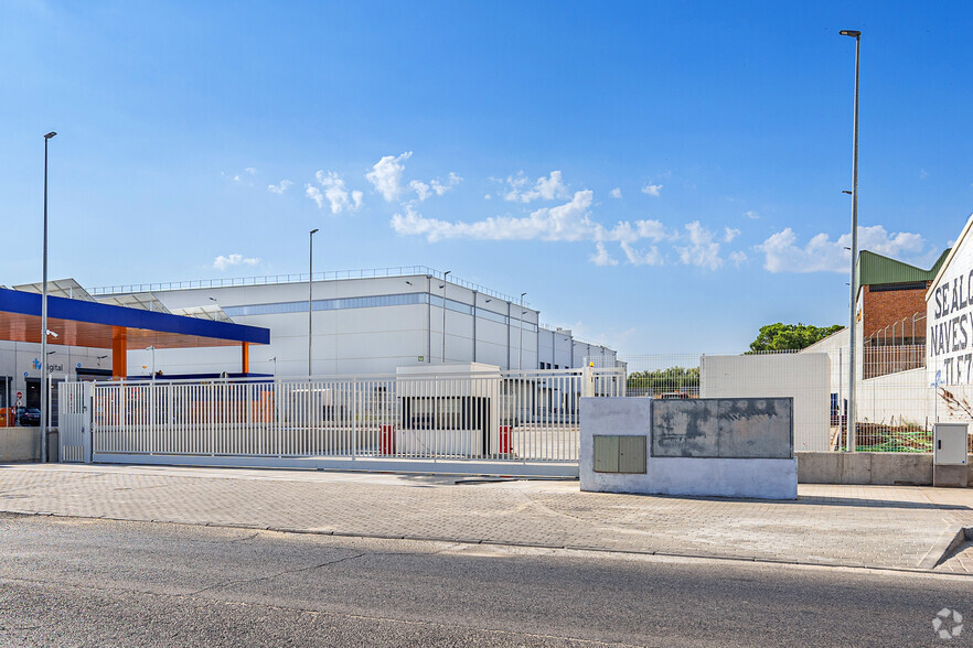 Industrial in Madrid, Madrid for lease - Building Photo - Image 3 of 3