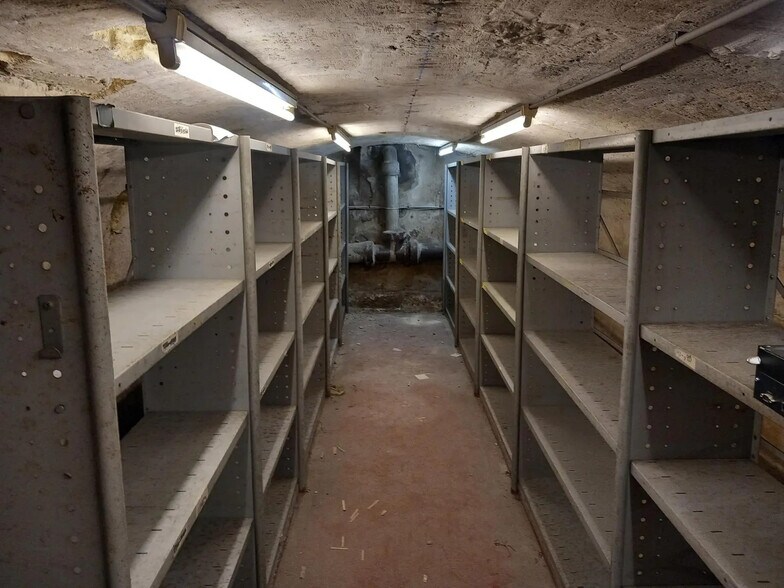 68 Cours De Verdun, Bordeaux for sale - Building Photo - Image 3 of 6