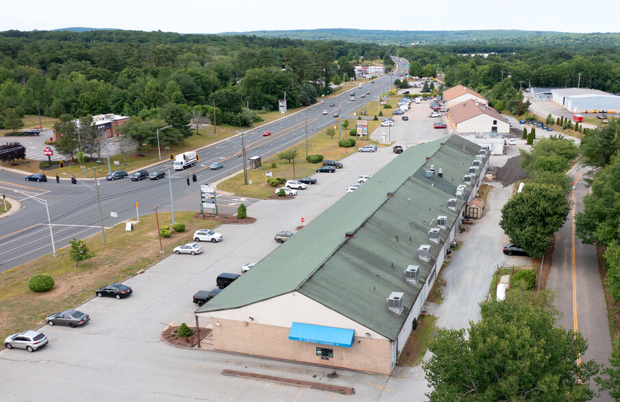 351-361 Boston Post Rd, North Windham, CT for lease - Building Photo - Image 2 of 3