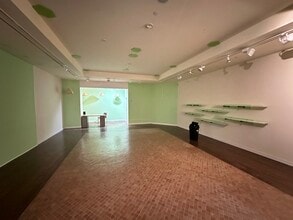 364 Maine Mall Rd, South Portland, ME for lease Interior Photo- Image 2 of 4