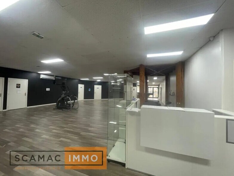 Flex in Bondoufle for sale - Interior Photo - Image 1 of 6