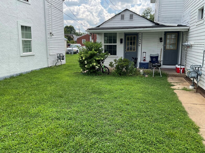 1806 Fall Hill Ave, Fredericksburg, VA for sale - Building Photo - Image 3 of 16