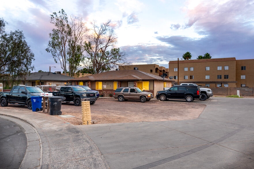 421 E 6th Dr, Mesa, AZ for sale - Primary Photo - Image 1 of 10