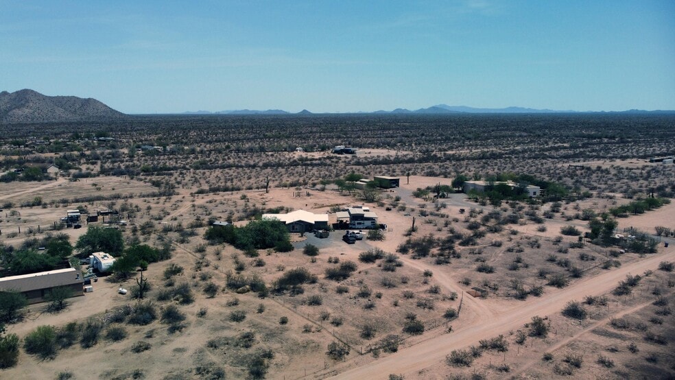 Estancia / Jenna, Marana, AZ for sale - Aerial - Image 3 of 7