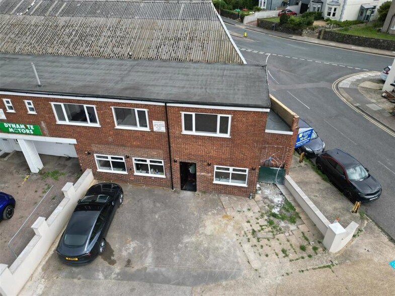 2 Vale Rd, Northfleet for lease - Building Photo - Image 1 of 2