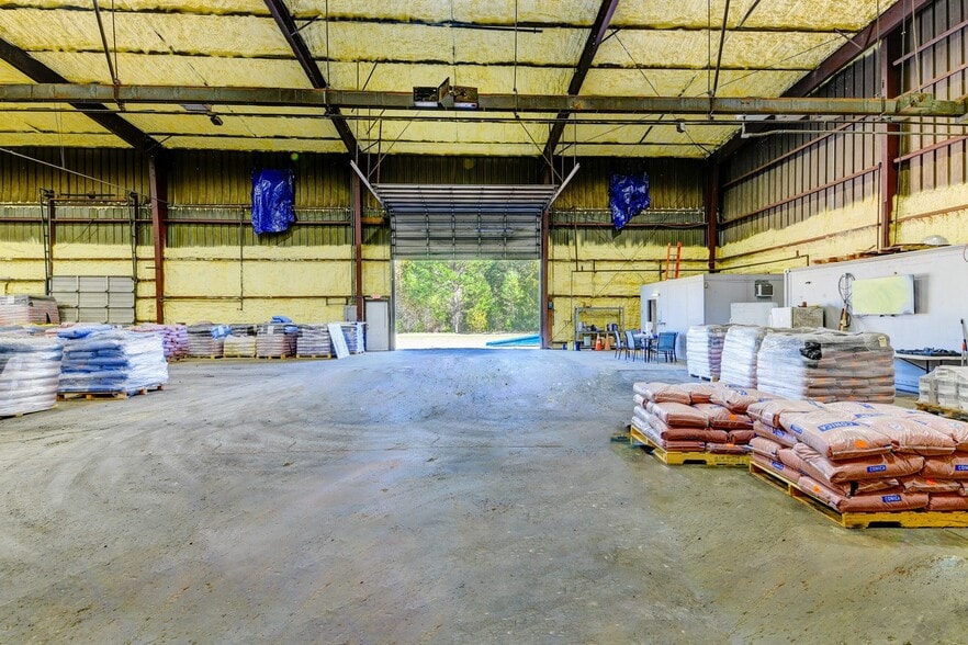 819 Industrial Rd, Centerville, TN for sale - Interior Photo - Image 2 of 18
