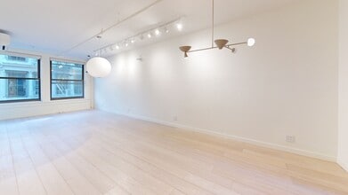 118 Spring St, New York, NY for lease Interior Photo- Image 1 of 6