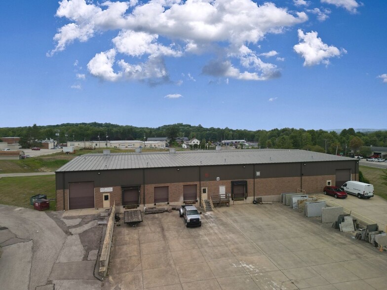 12375 Kinsman Rd, Newbury, OH for lease - Building Photo - Image 2 of 11