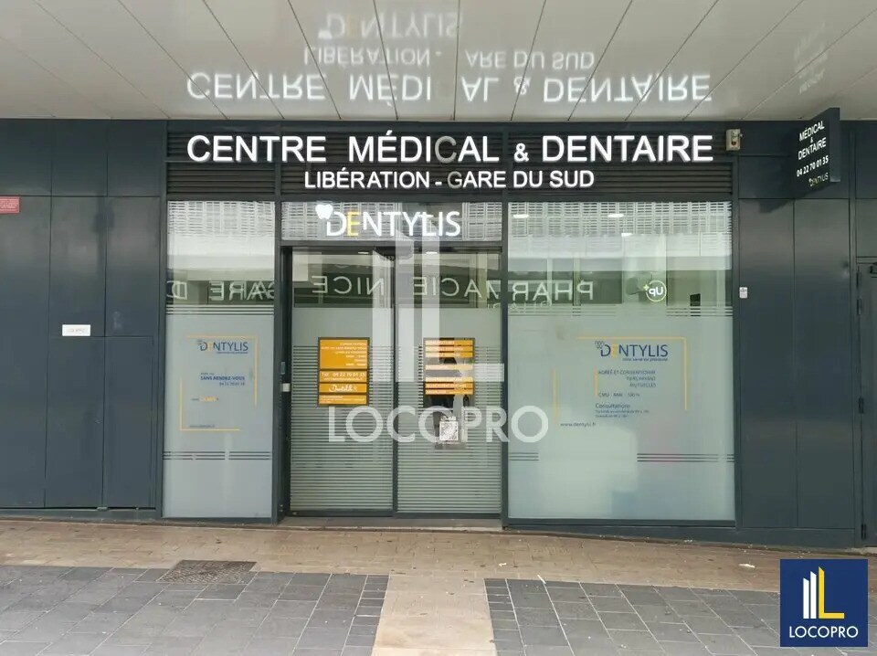 Retail in Nice for sale Building Photo- Image 1 of 3