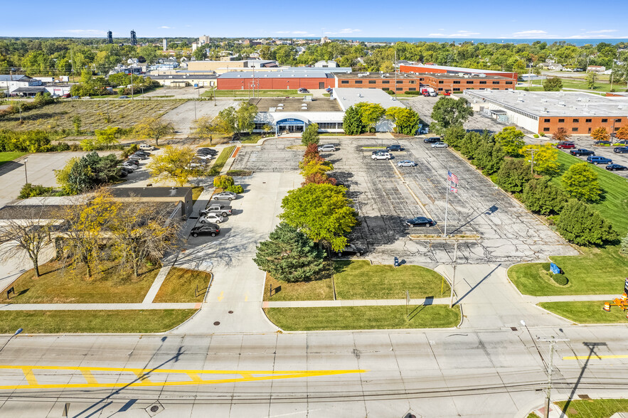 1600 Kansas Ave, Lorain, OH for sale - Building Photo - Image 2 of 16