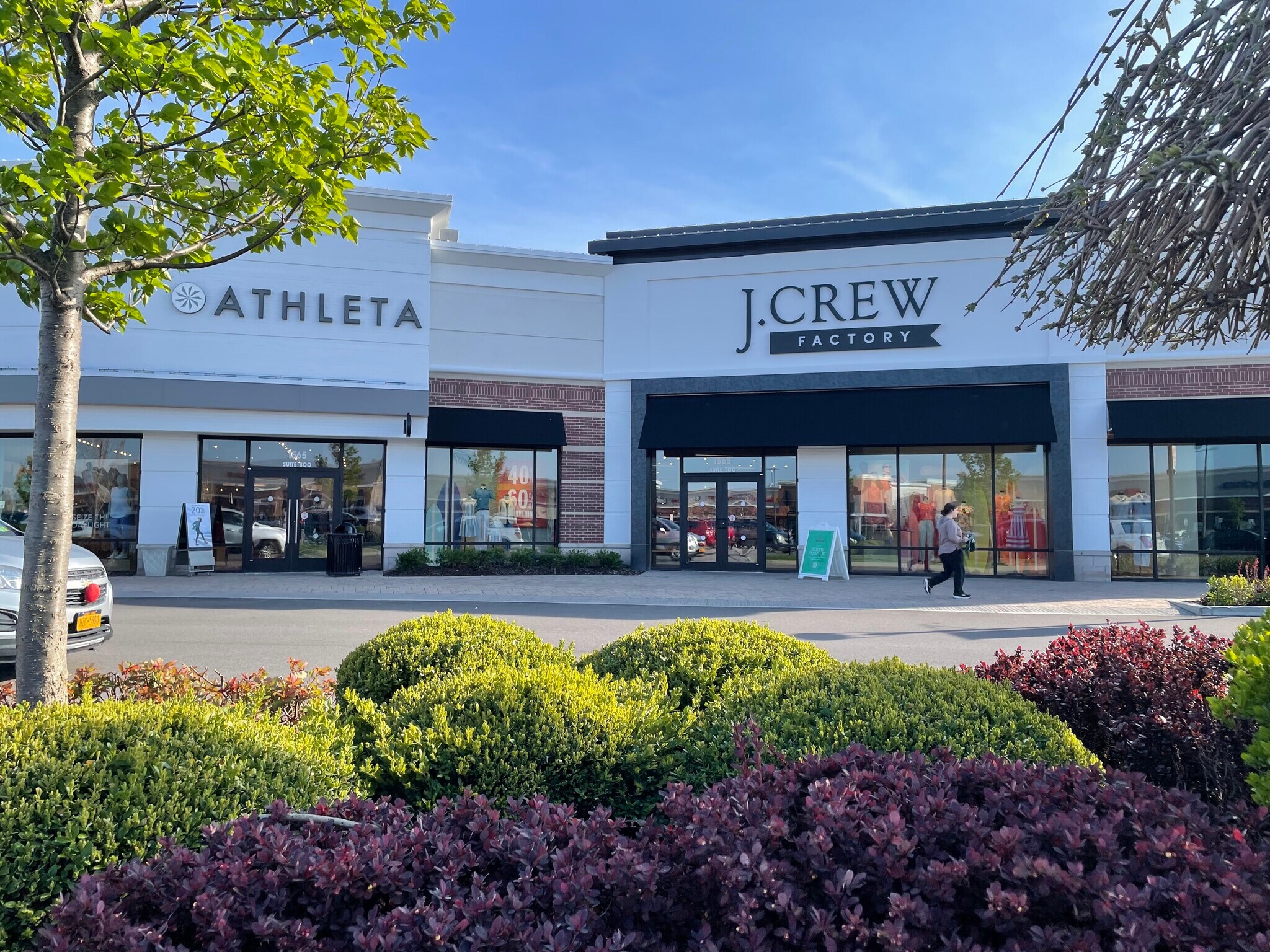 15791585 Niagara Falls Blvd, Amherst, NY 14228 The Boulevard