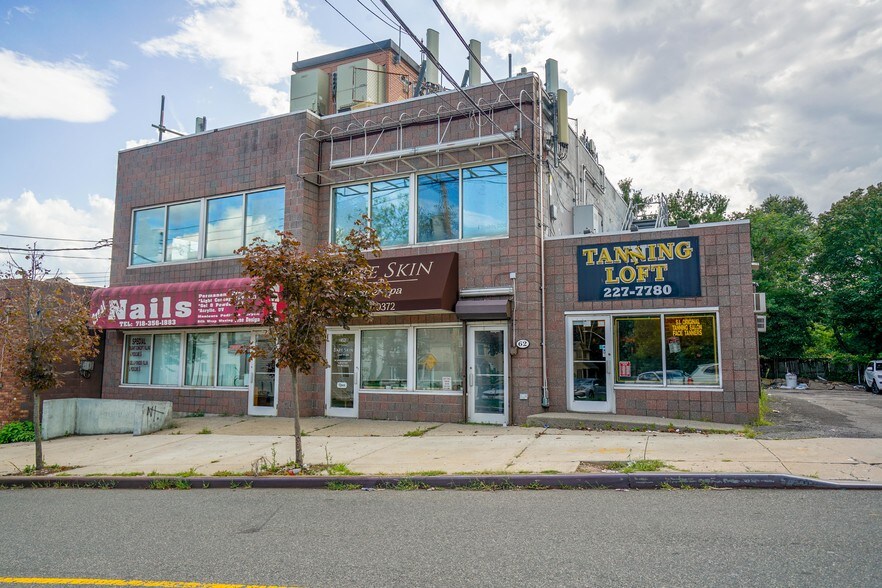 62 Seguine Ave, Staten Island, NY for sale - Building Photo - Image 1 of 1
