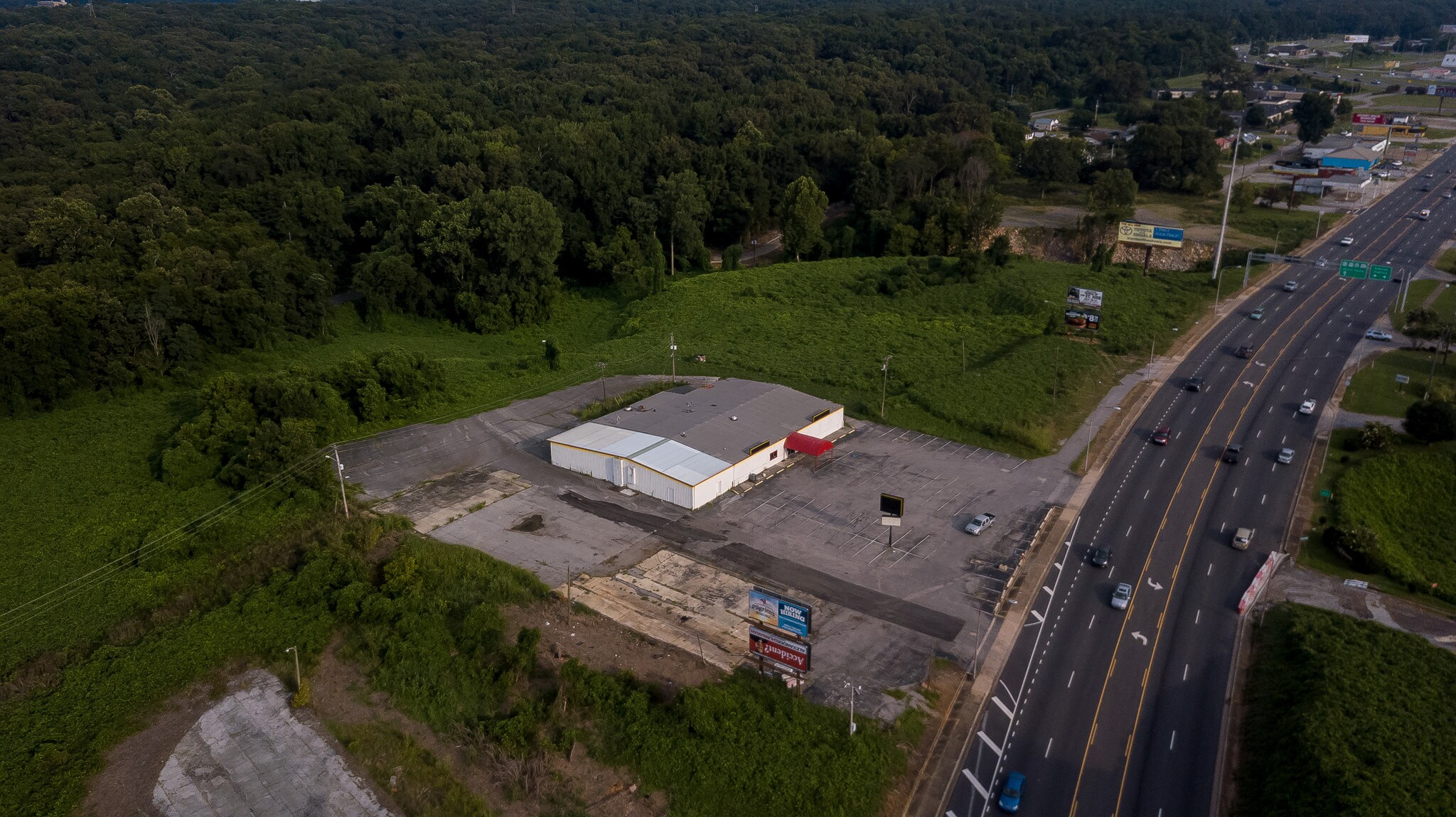 4400 N Jackson Hwy, Sheffield, AL for sale Building Photo- Image 1 of 1