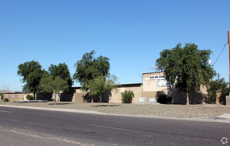 8222 N 67th Ave, Glendale, AZ for sale - Primary Photo - Image 1 of 1