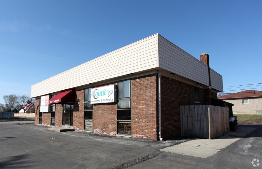 26021 Southfield Rd, Southfield, MI 48076