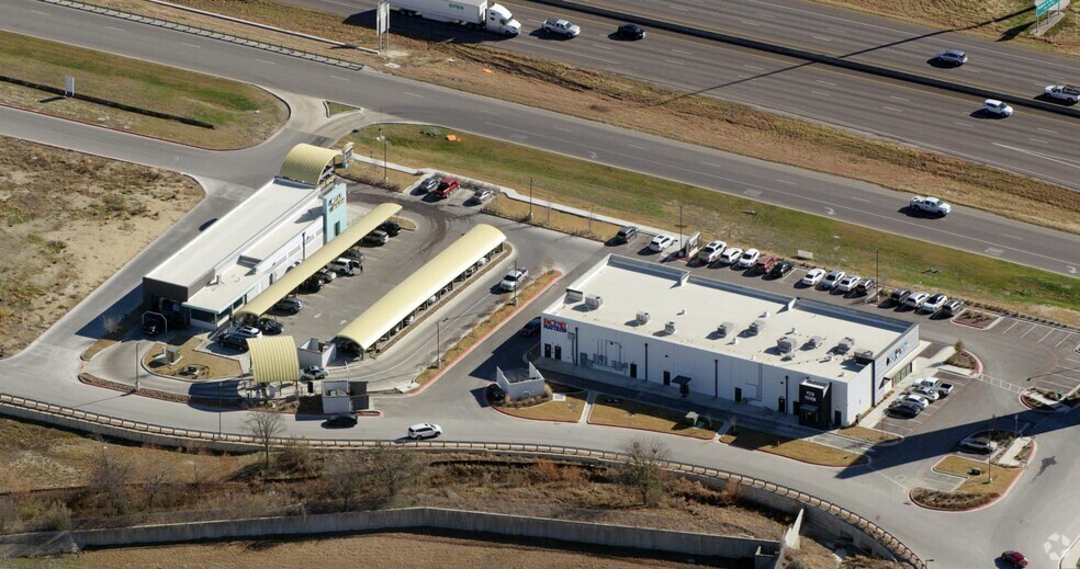 18840 S Ih 35, Kyle, TX for lease - Primary Photo - Image 2 of 6