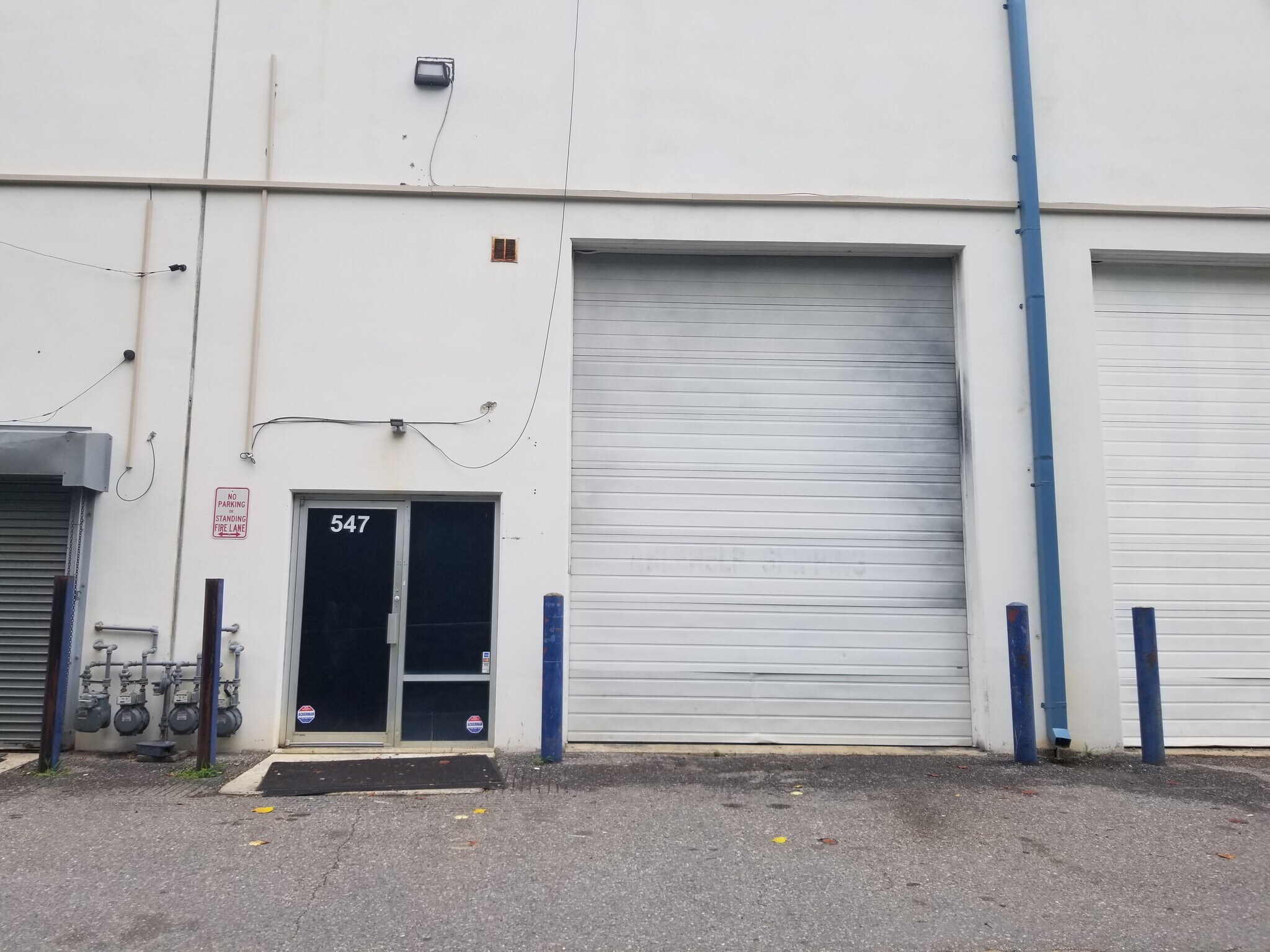 525-555 Ritchie Rd, Capitol Heights, MD for lease Building Photo- Image 1 of 10