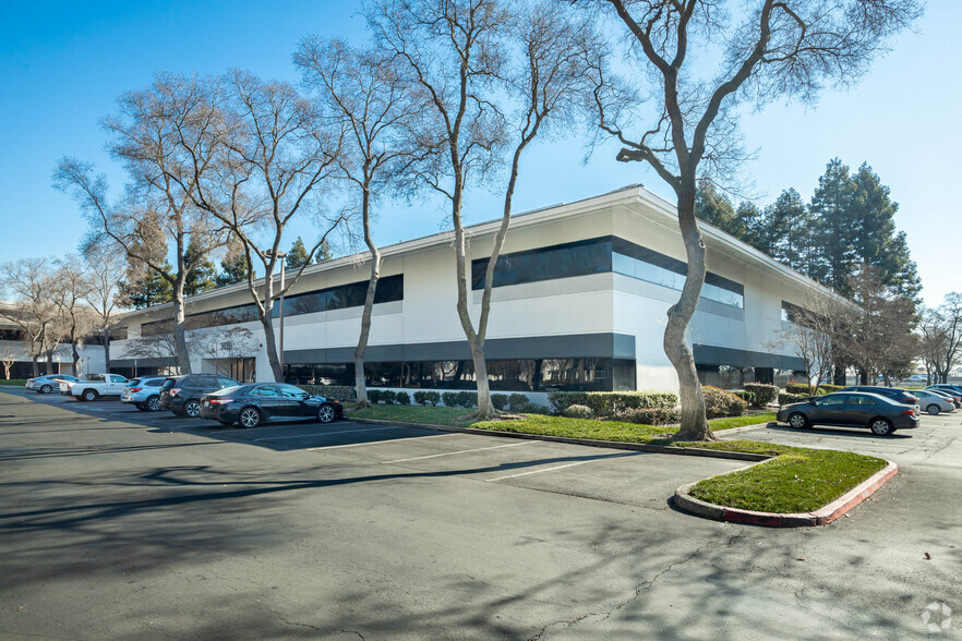 3835 N Freeway Blvd, Sacramento, CA for sale - Primary Photo - Image 1 of 1