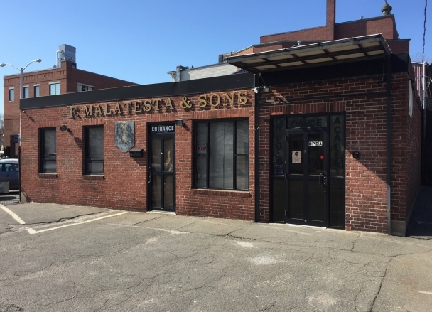 11 Victoria St, Everett, MA for sale - Primary Photo - Image 1 of 1
