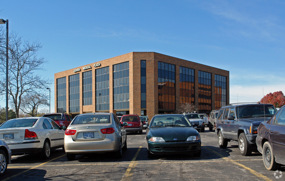 10600 Quivira Rd, Overland Park, KS for lease - Primary Photo - Image 1 of 6