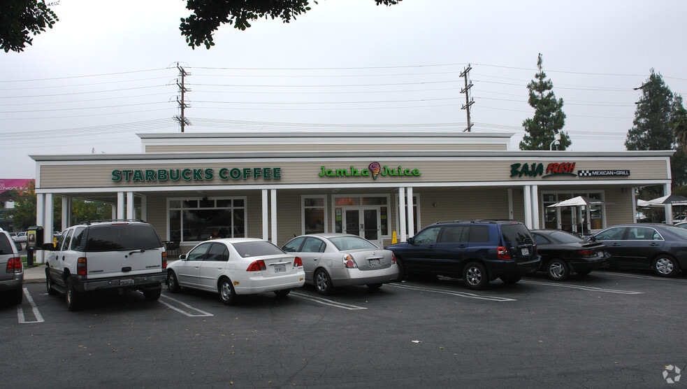 22815 Victory Blvd, West Hills, CA for lease - Building Photo - Image 2 of 6