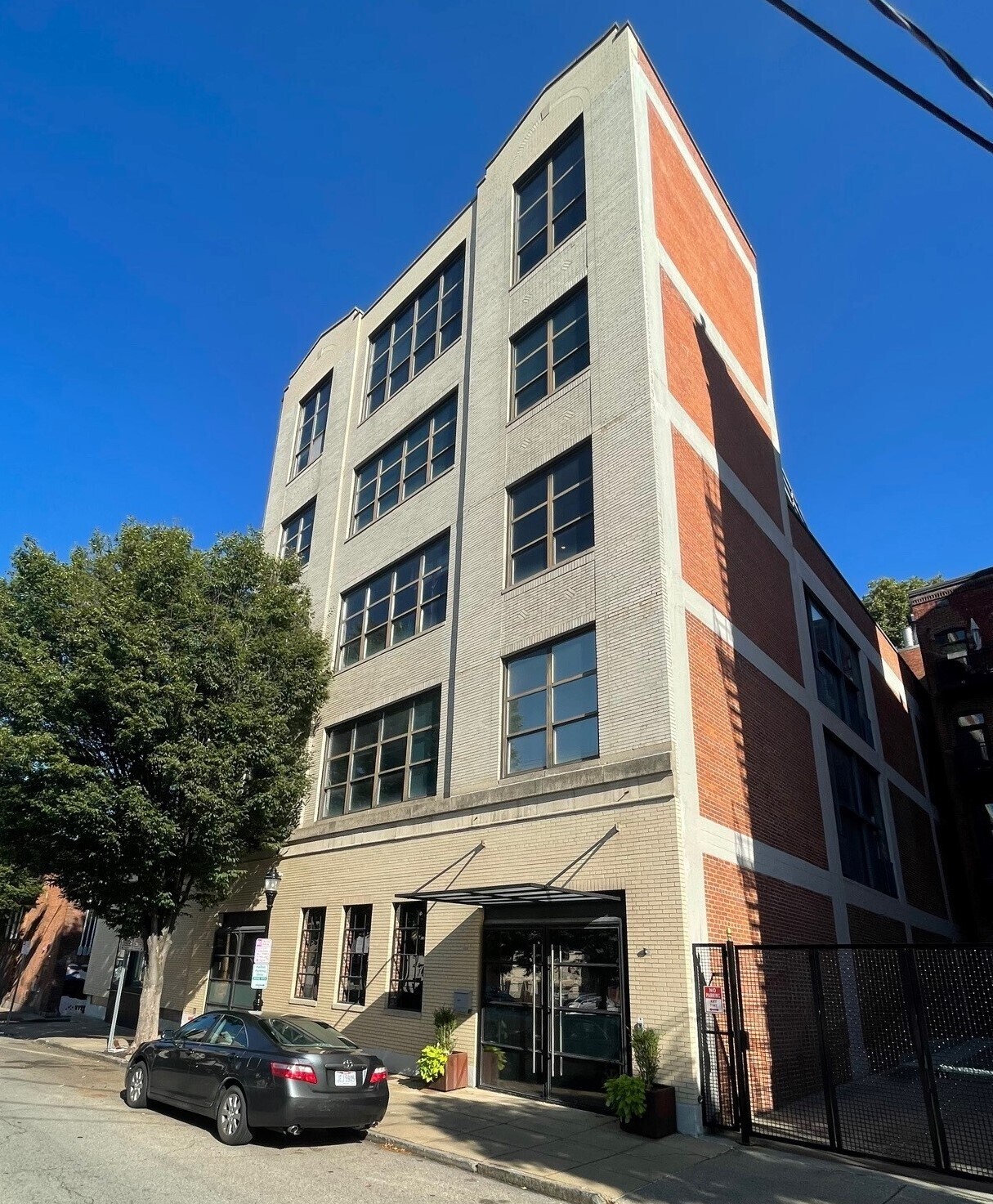 212 E 14th St, Cincinnati, OH for sale Primary Photo- Image 1 of 1