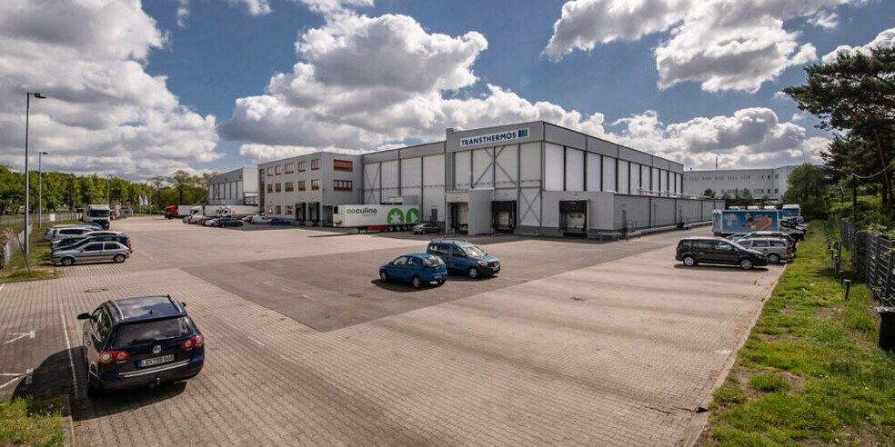 for lease - Building Photo - Image 2 of 3