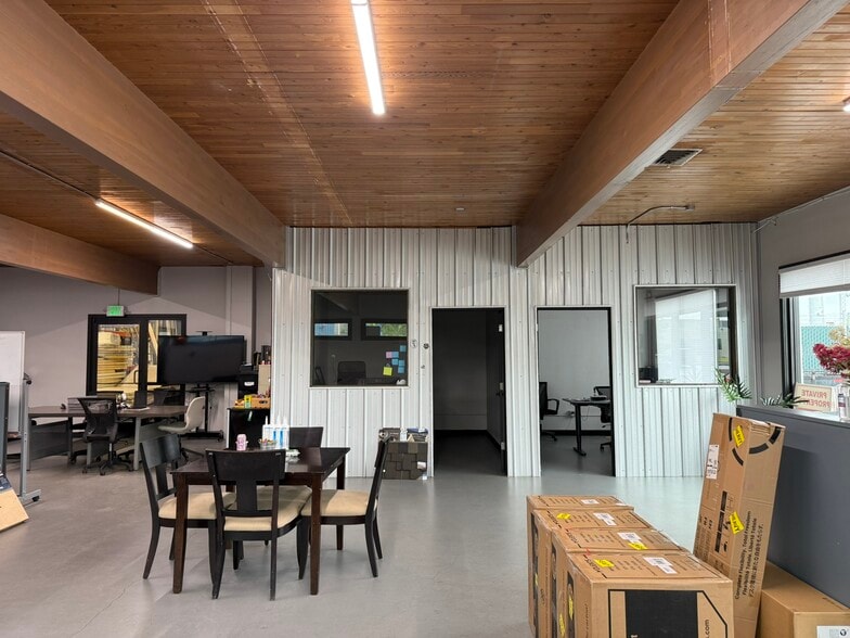 1210 Jackson St SE, Albany, OR for lease - Building Photo - Image 3 of 5