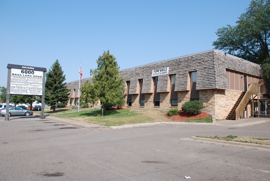 6000 Bass Lake Rd, Minneapolis, MN for lease - Building Photo - Image 2 of 2