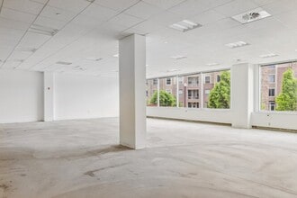 150 W Civic Center Dr, Sandy, UT for lease Building Photo- Image 2 of 4