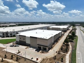 Lakeside & Gerault Pky, Flower Mound, TX for lease Interior Photo- Image 2 of 5