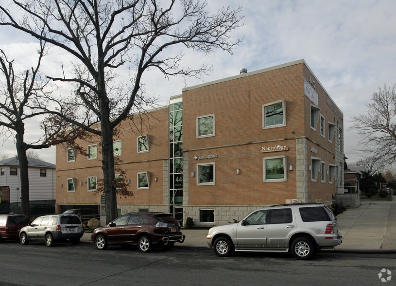 4402 Francis Lewis Blvd, Bayside, NY 11361 Office for Lease