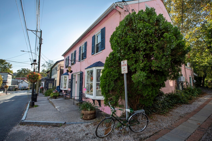 11 W Mechanic St, New Hope, PA for sale - Building Photo - Image 3 of 5