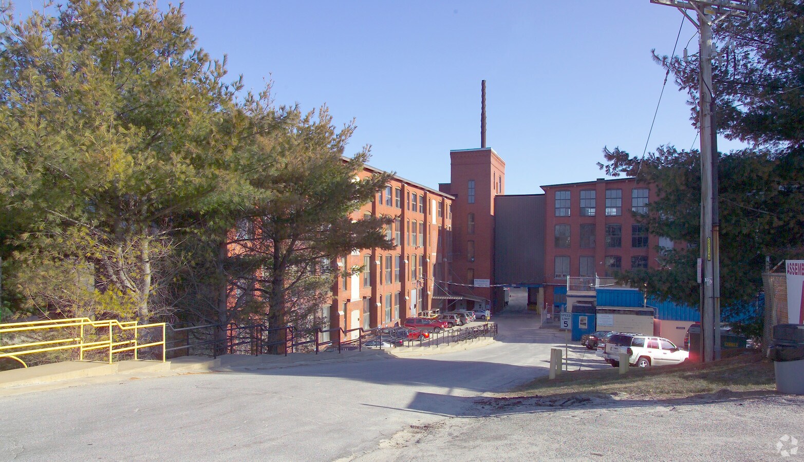 110 Chace St, Fall River, MA 02724