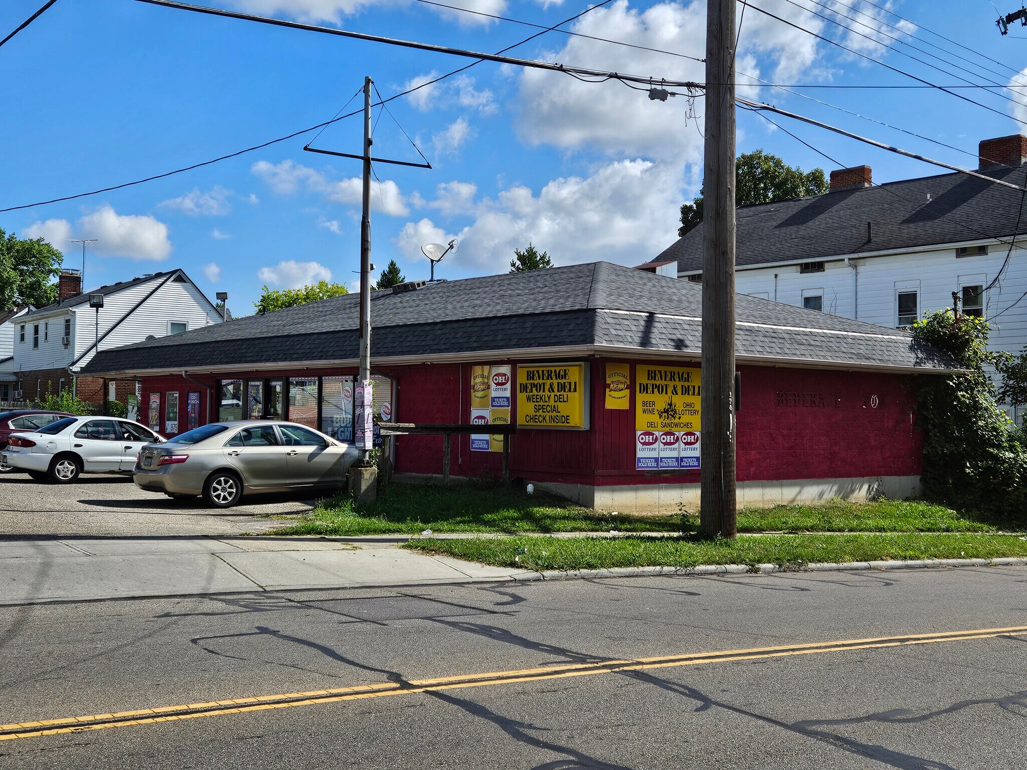 1532 Compton Rd, Cincinnati, OH 45231 Beverage Depot & Deli