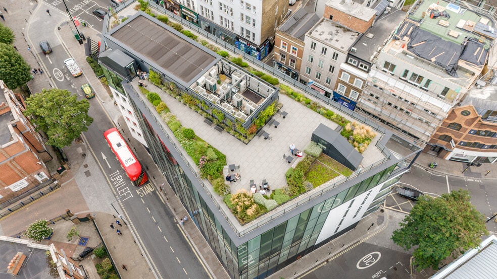 20 Fulham Broa, London for lease - Building Photo - Image 3 of 19