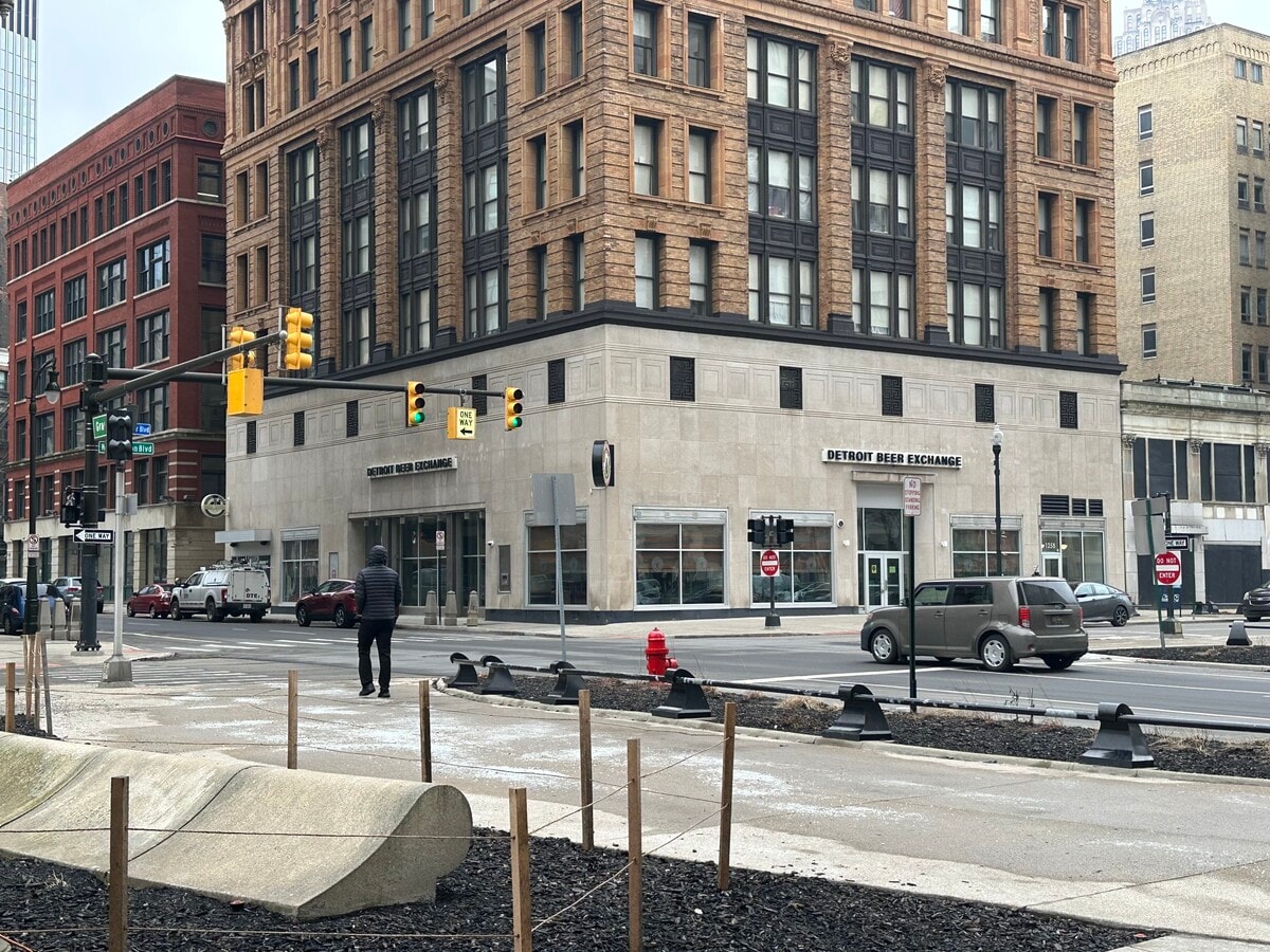 1260 Washington Blvd, Detroit, MI 48226 Detroit Beer exchange