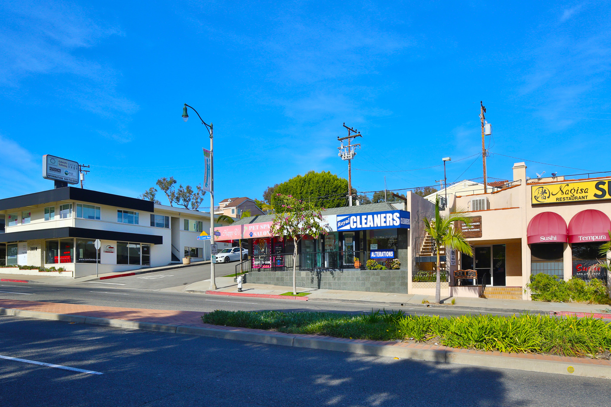 3838 E Coast Hwy, Corona Del Mar, CA 92625 - Retail for Lease | LoopNet