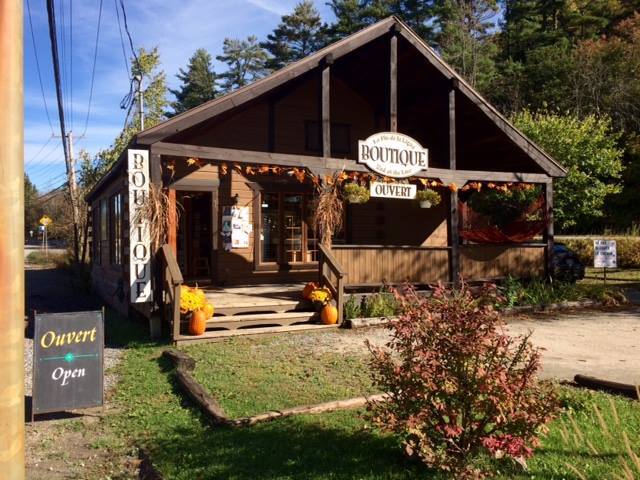 1 Ch Manse, La Pêche, QC for sale Primary Photo- Image 1 of 8