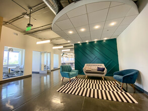 6725 W Sunset Blvd, Los Angeles, CA for lease Interior Photo- Image 2 of 6