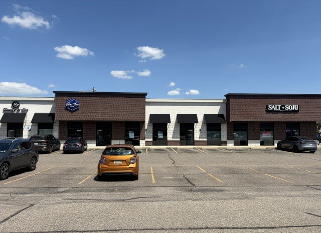 3271-3299 Rochester Rd, Troy, MI for lease - Building Photo - Image 2 of 6