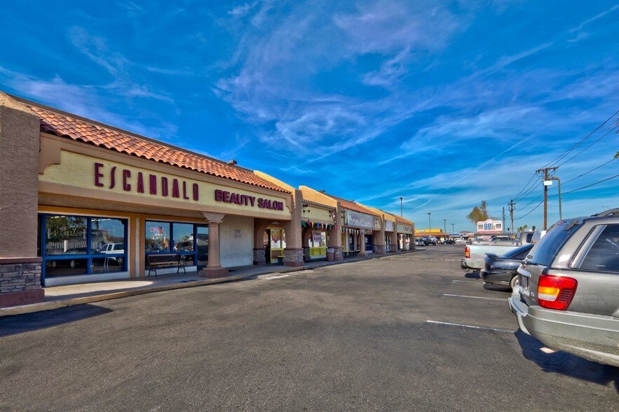 16806-16872 N Cave Creek Rd, Phoenix, AZ for sale - Primary Photo - Image 1 of 1