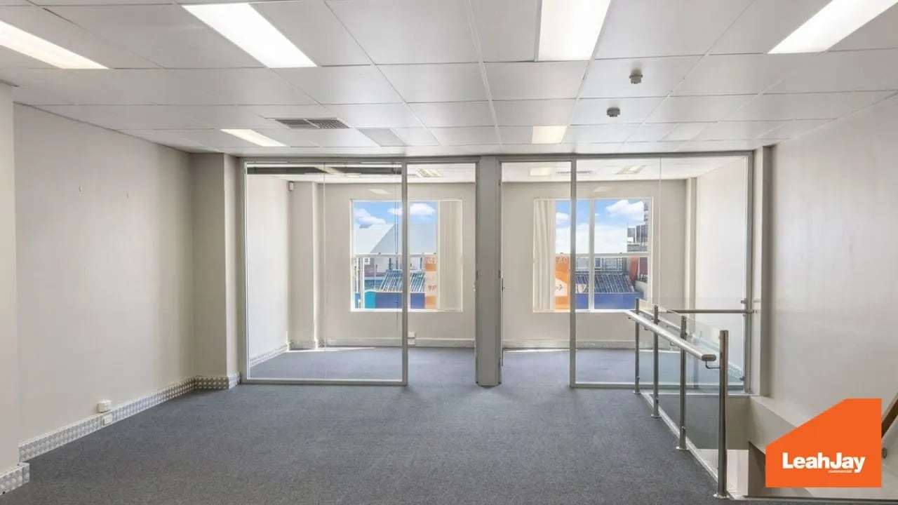 127 Beaumont St, Hamilton for lease Interior Photo- Image 1 of 3
