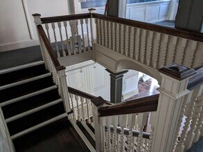 222 High St, Guildford for lease Building Photo- Image 2 of 4
