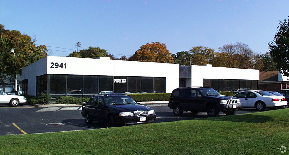 2941 Sunrise Hwy, Islip Terrace, NY for lease - Building Photo - Image 1 of 11