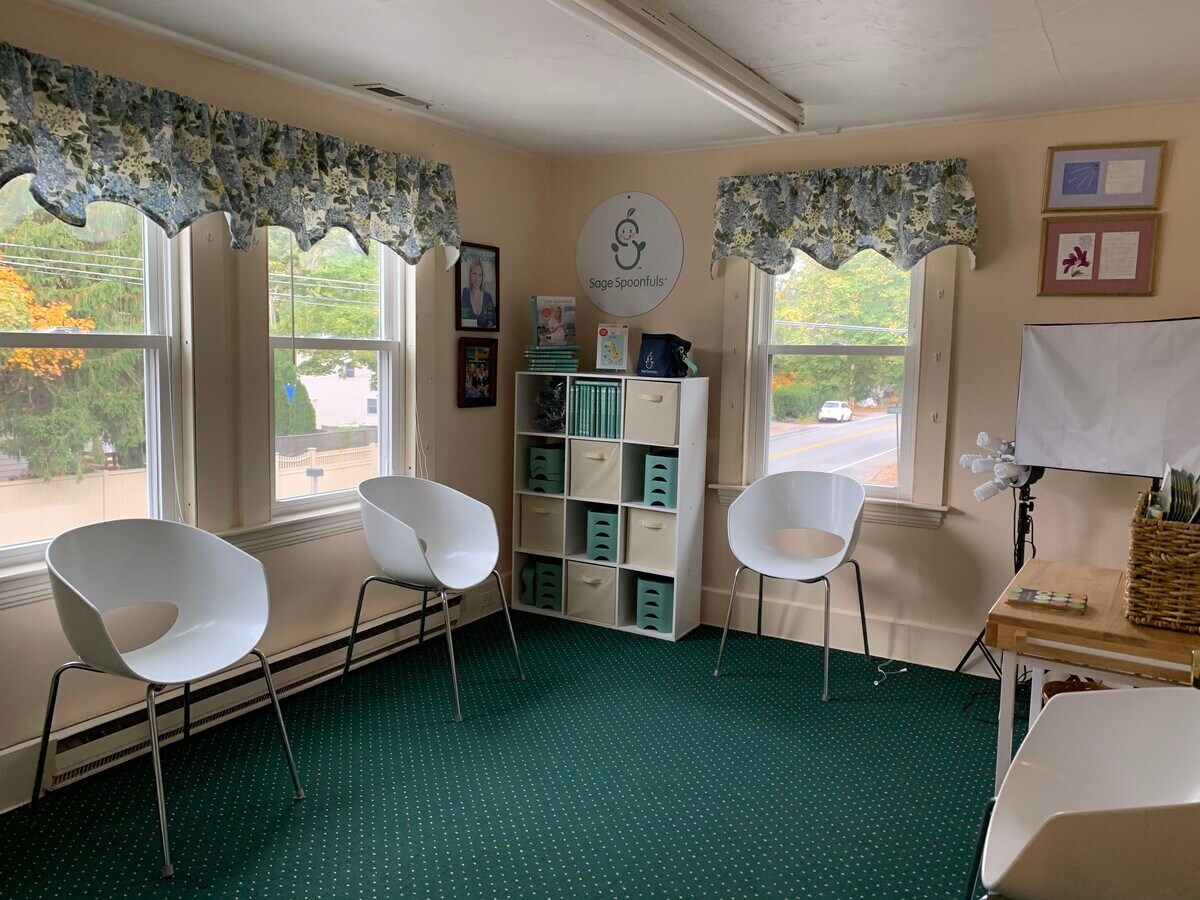 213 W Plain St, Wayland, MA 01778