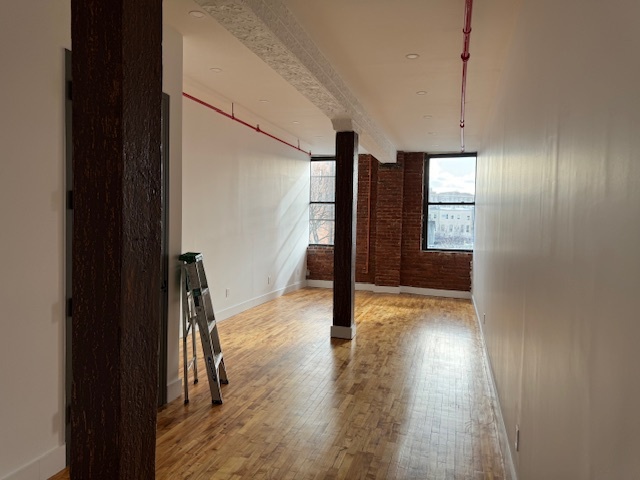 257-261 Varet St, Brooklyn, NY for lease - Building Photo - Image 3 of 11