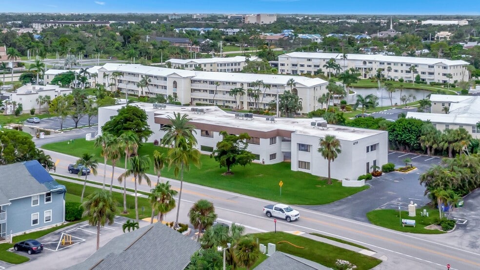 6719 Winkler Rd, Fort Myers, FL for sale - Building Photo - Image 1 of 1
