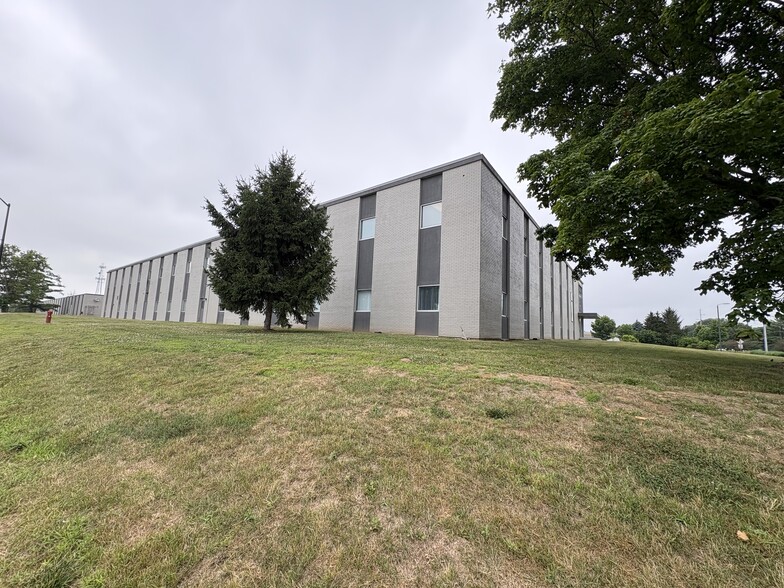 1201 Cumberland Ave, West Lafayette, IN for lease - Building Photo - Image 3 of 38